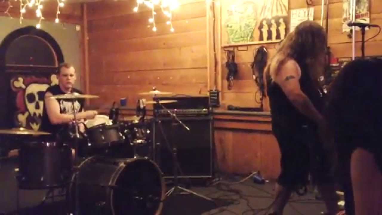 Ectovoid - Obscure Altars (Live at Mountains of Madness Fest '14)