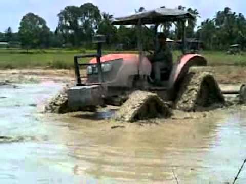 Video: Gawin Itong Motoblock Sa Mga Track: Gawang-bahay Na Mga Kalakip Na Track. Paano Gumawa Ng Isang Sinusubaybayan Na Module At Ilagay Ito Upang Ang Lakad-sa Likuran Ng Traktor Ay Nasa