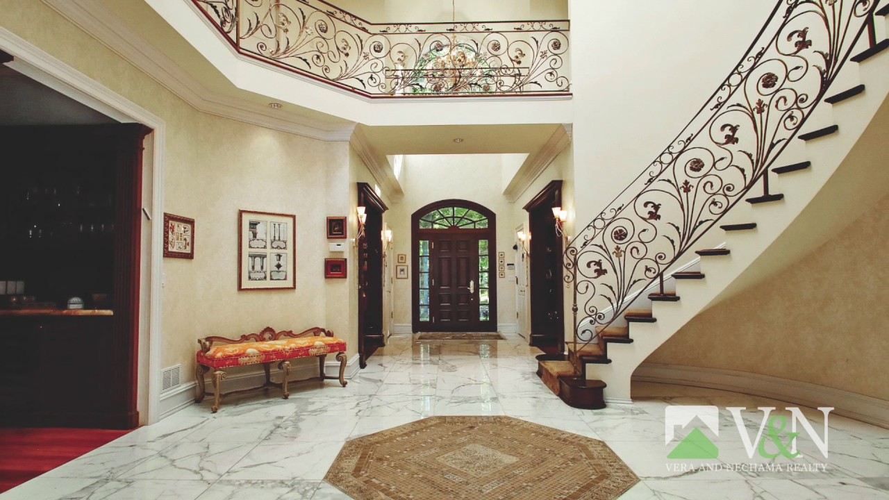 1270 Fayette Street, Teaneck, NJ 07666