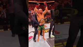 Алекс Волкановски,очередной раз забирает пояс😱 #alexvolkanovski #ufc #ufcfighter #ufc314 #mma