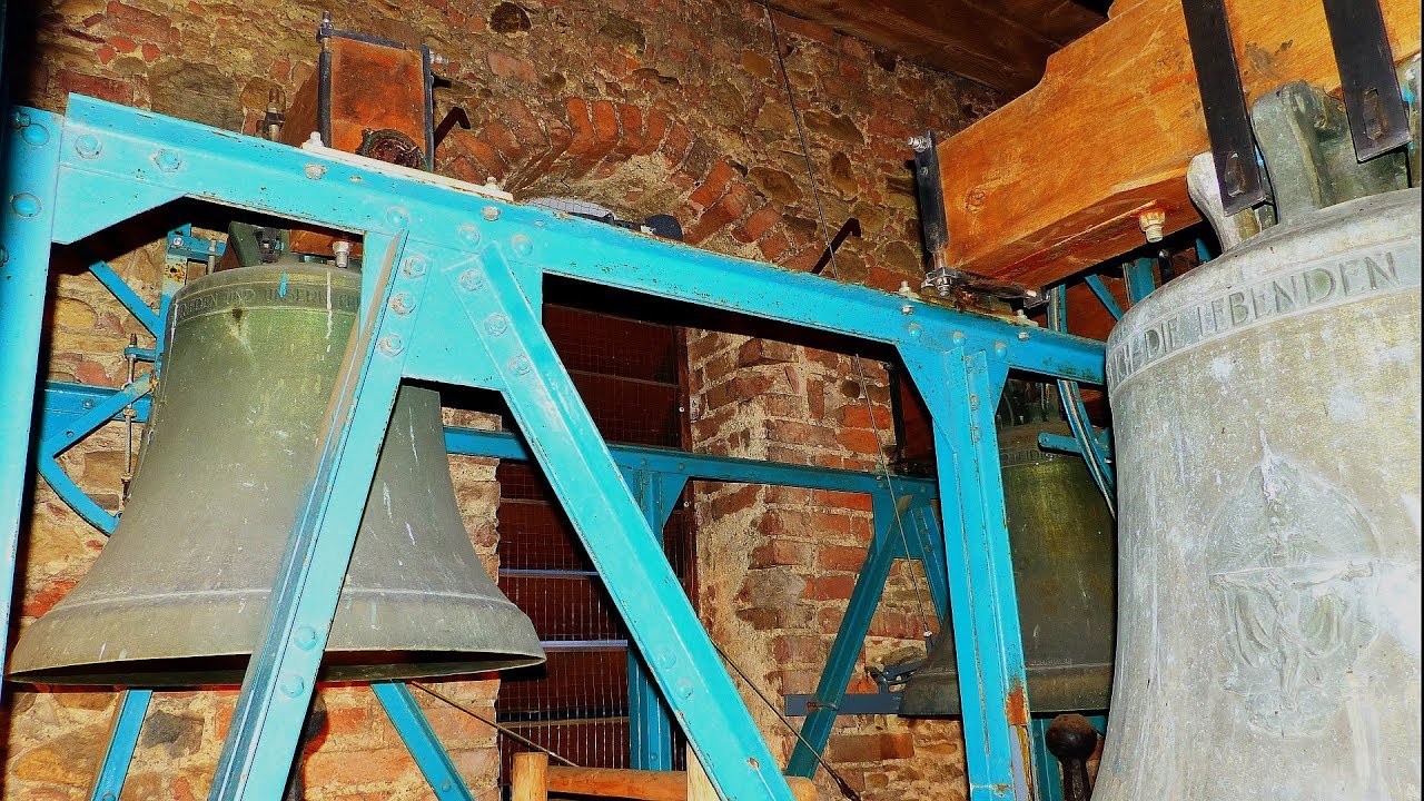 Allmannsweiler (D - BW) Die Glocken der Pfarrkirche Heilig Kreuz