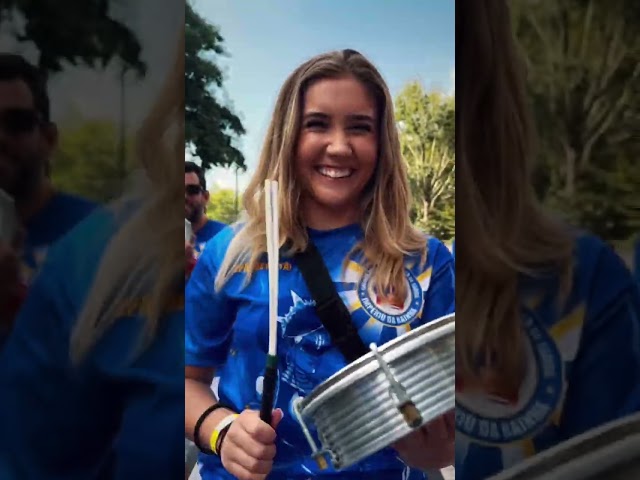 Hire our drummers and dancers for your event!

www.imperioschoolofsamba.com