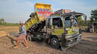 หนึดๆแบบนี้รอบเร็วควันท่วมเลย Dump Truck Tractor