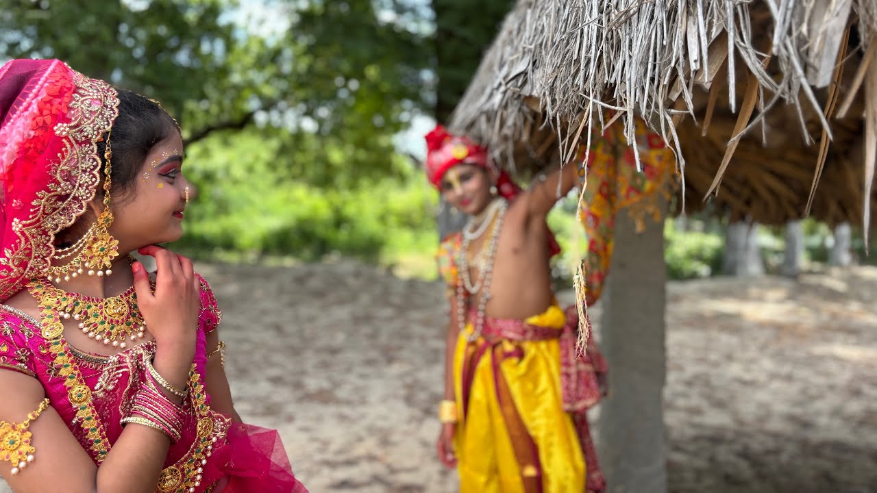Chandana charchitha || JAYADEVUNI || astapadi || performed by snk students