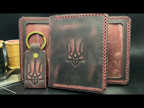 Обкладинка на ID Документи з Гербом із Натуральної Шкіри Ручної Роботи Набір + Брелок Бордовий Колір Обкладинка на Права, видео 1