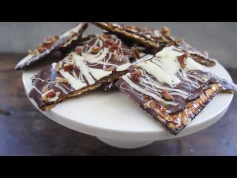 How to Make Matzah Toffee for Passover