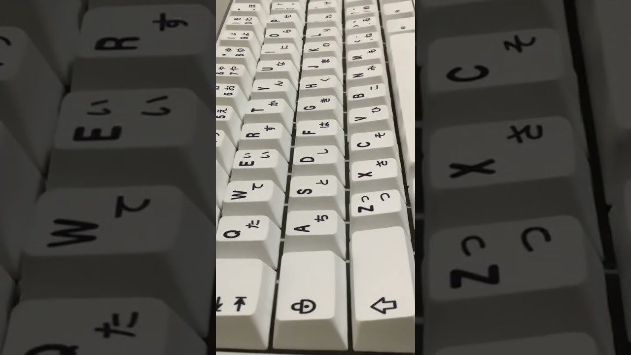 Akko CS Vintage Whites | Smooth and Thocky Tactile Switch