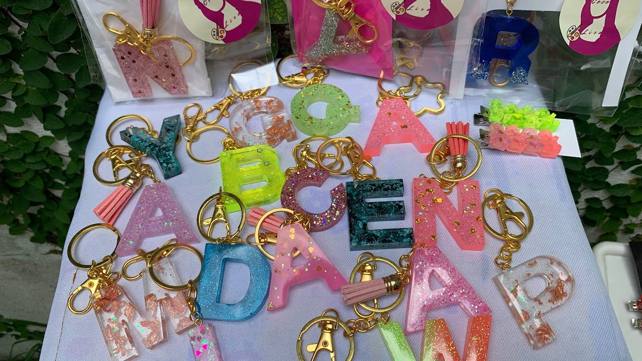Llaveros personalizados letras de resina / resin keychains