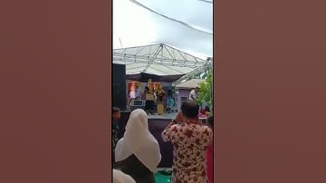 moment pernikahan Maulana wijaya