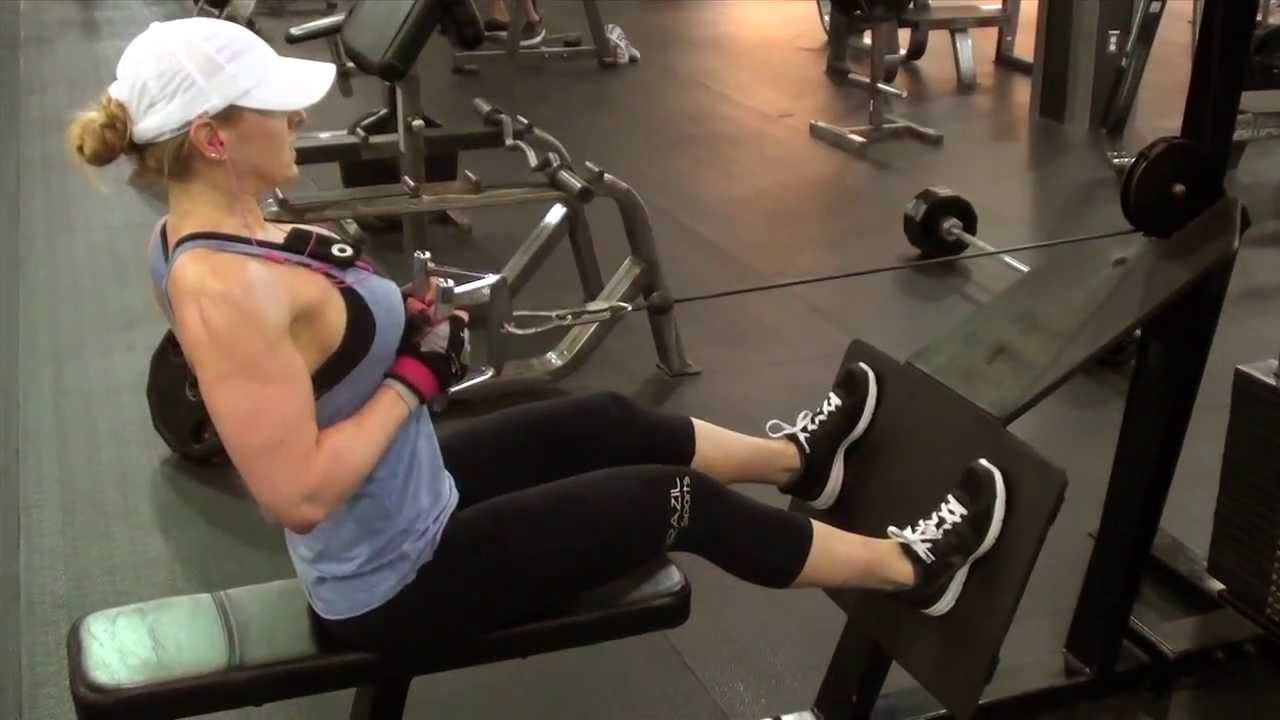 Female Motivation - FitKellyLynn Trains Back Like a Beast - Female Fitness