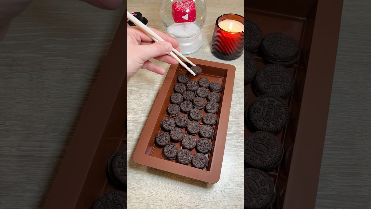 Would you eat this? 👀#oreodubaichocolate #dubaichocolate #yum #holidayrecipe #homemade #asmr