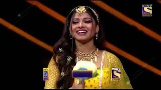 Pawandeep Ne Arunita Ko Bola Phool Hai Gobi Ka, Gulab Ka Maat Samaj Na