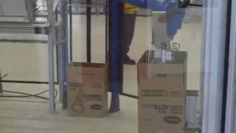 UP Motoman robot in picking, packing and palletising application