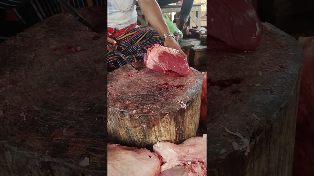 Cow Liver Meat cutting