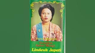 Yayah Mulyati & Sekar Wangi Group - Sedih Prihatin