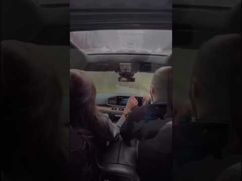 شوفولي جاره حط ايدي بيدا