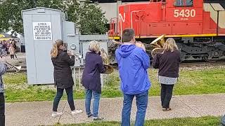 Brass Section Talks to Train || ViralHog