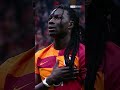 Bafétimbi Gomis'den Soğukkanlı Gol Vuruşu! #shorts #galatasaray