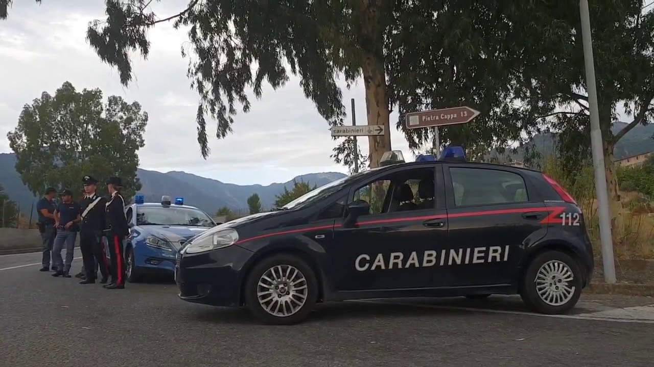 San Luca abbraccia Salvini anteprima dell'editoriale