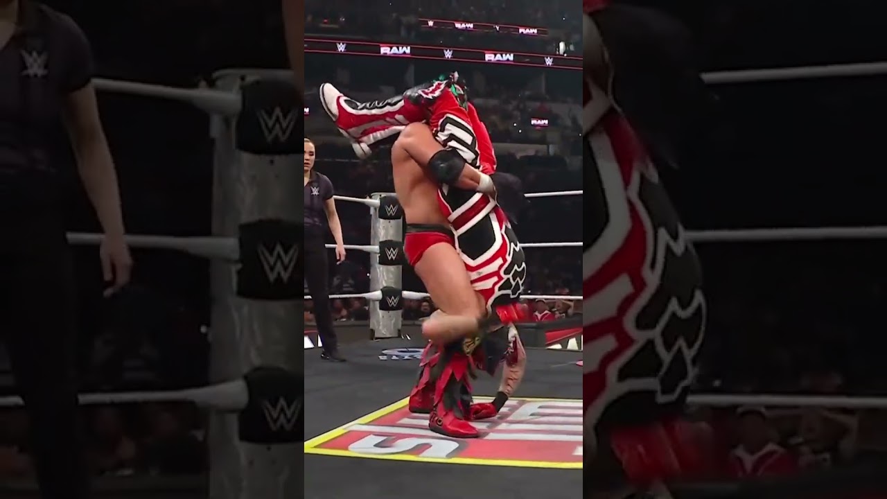 CHOQUE DE MEXICANOS: Penta supera a Dragon Lee y retiene el Título Intercontinental de WWE