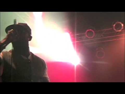 Black Thought Blacks Out