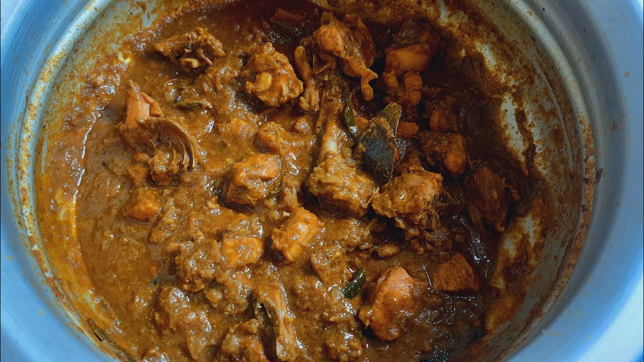 Hyderabadi chicken curry / Chicken gravy / Green chicken curry / kulambu /chettinad style chicke