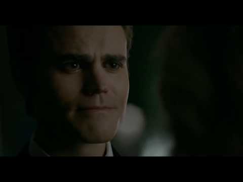 Vídeo: Caroline e Stefan acabam juntos?