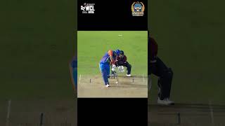 Yuvraj Singh Batting Masterclass 🔥 | Powerful Shots &amp; Boundaries | WCL 2025 Highlights