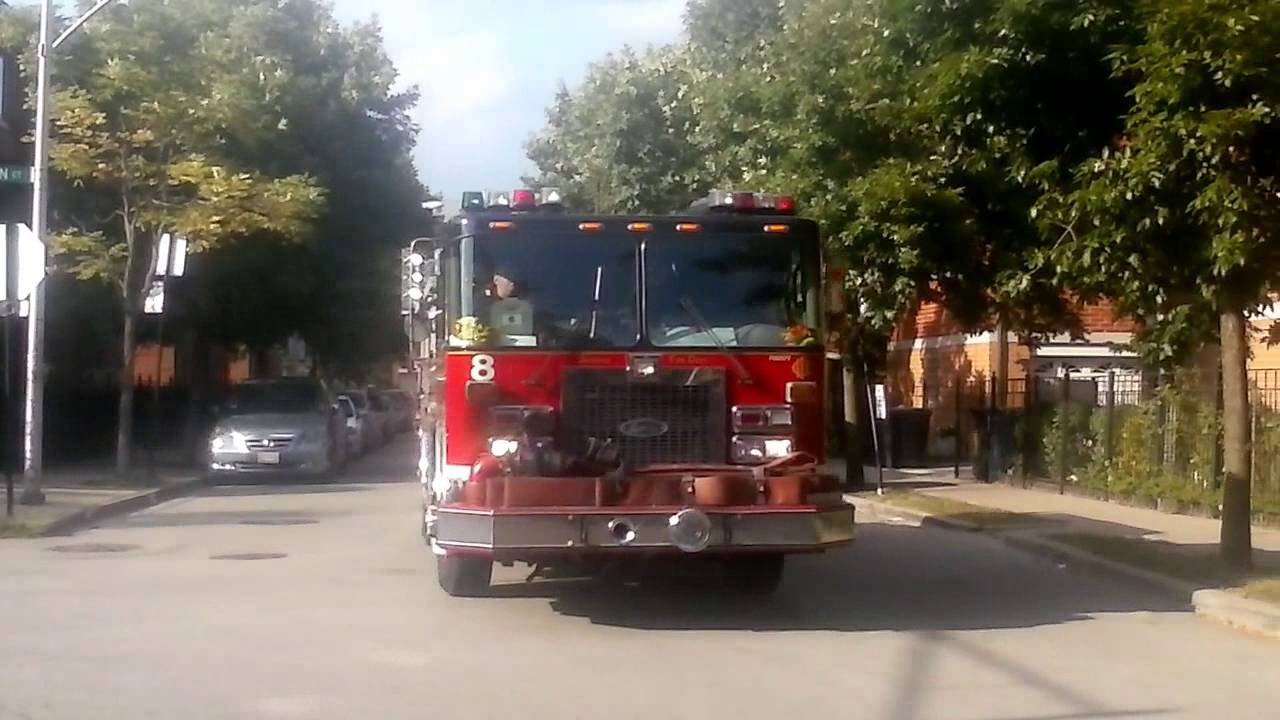 uava Engine 8 and Tower Ladder 4 - Chicago Fire Department