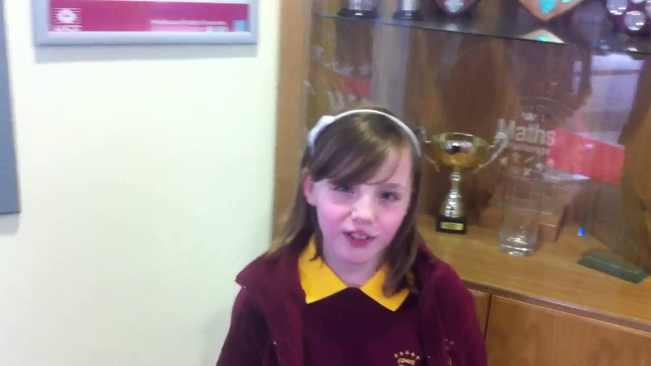 Jorja McFarlane, 10, ahead of handing the Duchess of Cambridge flowers