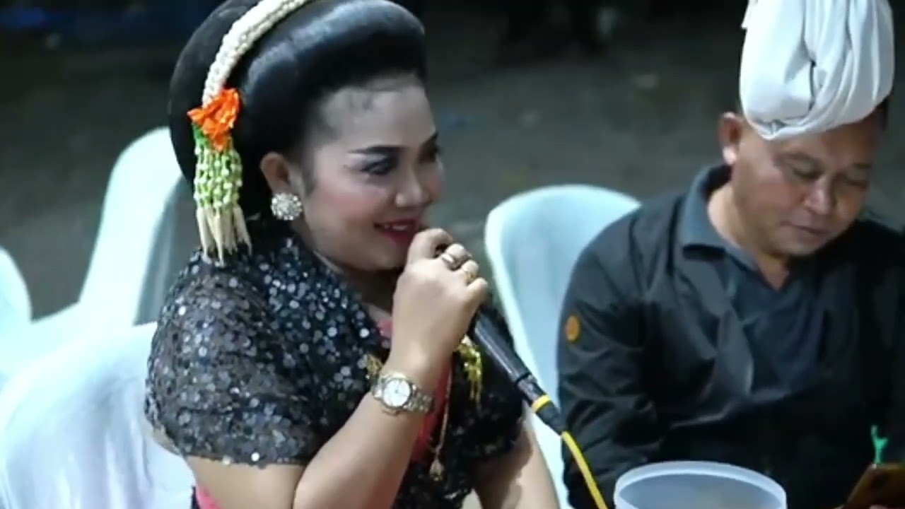 FULL GENDING TAYUB NGANJUK | KERAWITAN LARAS PALUPI | NYAMIATI  DARSIH DWI | TOMBO SAYAH