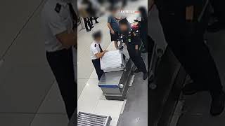 Detik-detik Pilot Malaysia Ditangkap, Bawa 25 Kg Narkoba dan Urine di Botol