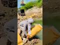 Khade pani min khad dal kar pani ko thanda rakhana phar faslon ko lagana machali farm ka pani hay