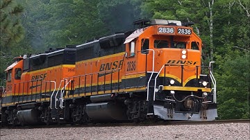 EMD GP39-3 Duo Leads a Fast H-SUPNTW Freight Train