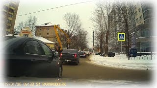 ДТП💥🚕 с таксистом на кругу🔄 Типичная ошибка "профессионала"🦌