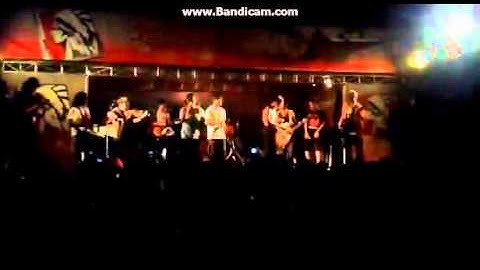 Sunda Woles - Mojang Priangan live at Indonesia Bersatu Tiga