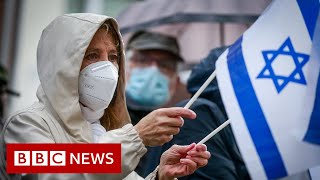 Deaths mount in Gaza as UN meeting begins - BBC News