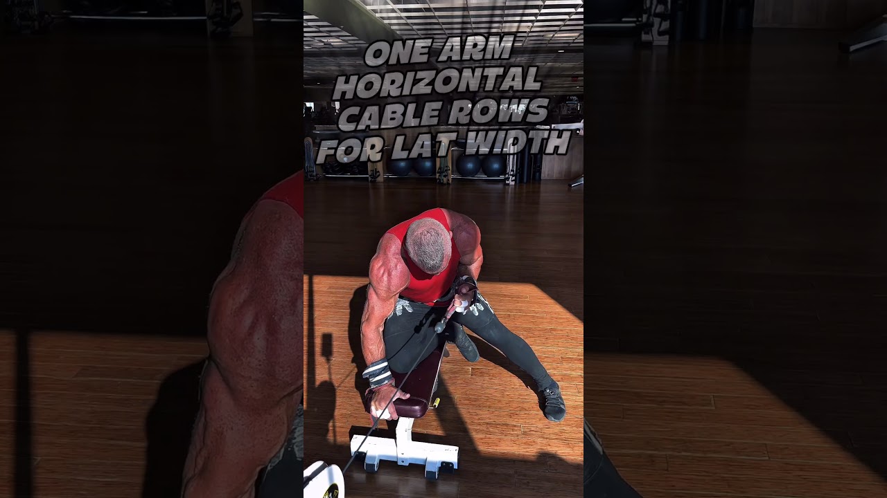 ONE ARM HORIZONTAL ROWS FOR LAT WIDTH #lats #workout #motivation #muscle #workouttips