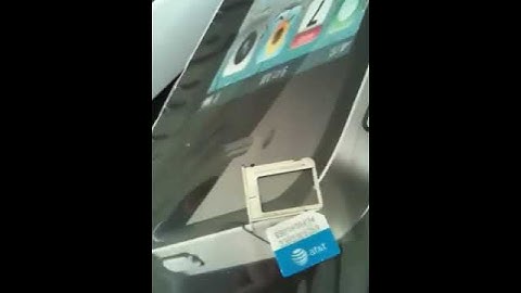 iPhone 4 sim card and slot