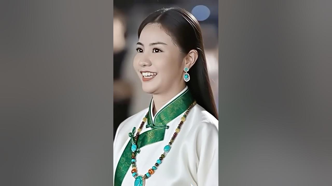 Beautiful Tibetan girl who is good at singing and dancing Beautiful Tibetan girl who is good at singing and dancing
