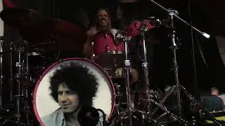 Taylor Hawkins warming up.. oldie but a goodie. Miss you my dear brother. RIP #riptaylorhawkins