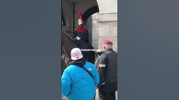 Para Veteran Shows Kings Guard Respect! #kingsguard #royalkingsguards #london