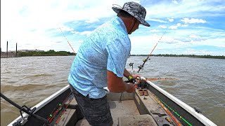 This Feels Big! (Ohio River Fishing Adventure)