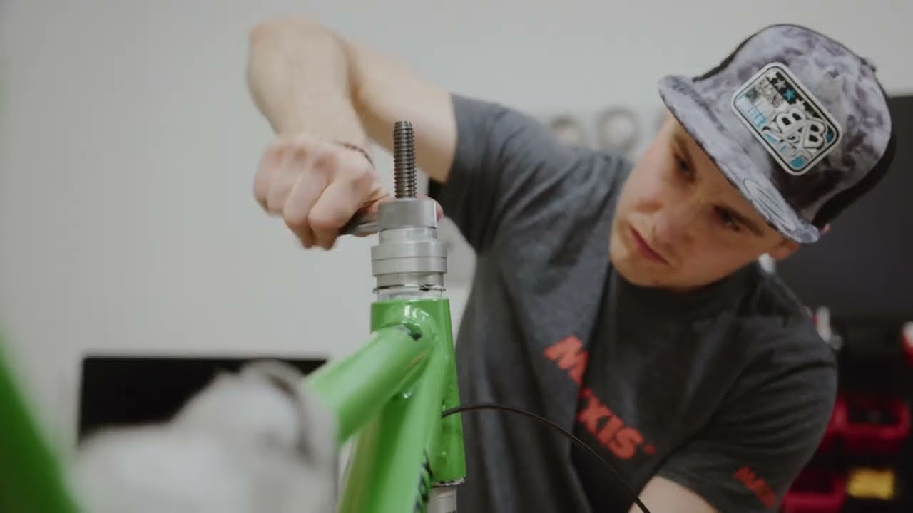 Crossworx RADT - team bike assembly