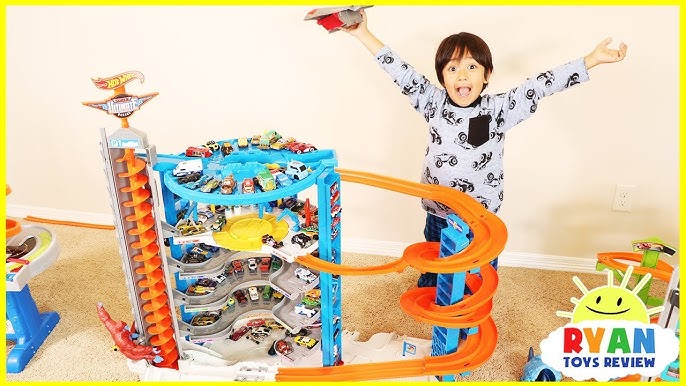 Hot Wheels Ultimate Garage Playset And Accessories - Shop Playsets