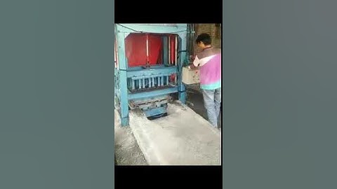 CANMAX QT4-25BH SEMI-AUTOMATIC HYDRAULIC CONCRETE BLOCK MAKING MACHINE