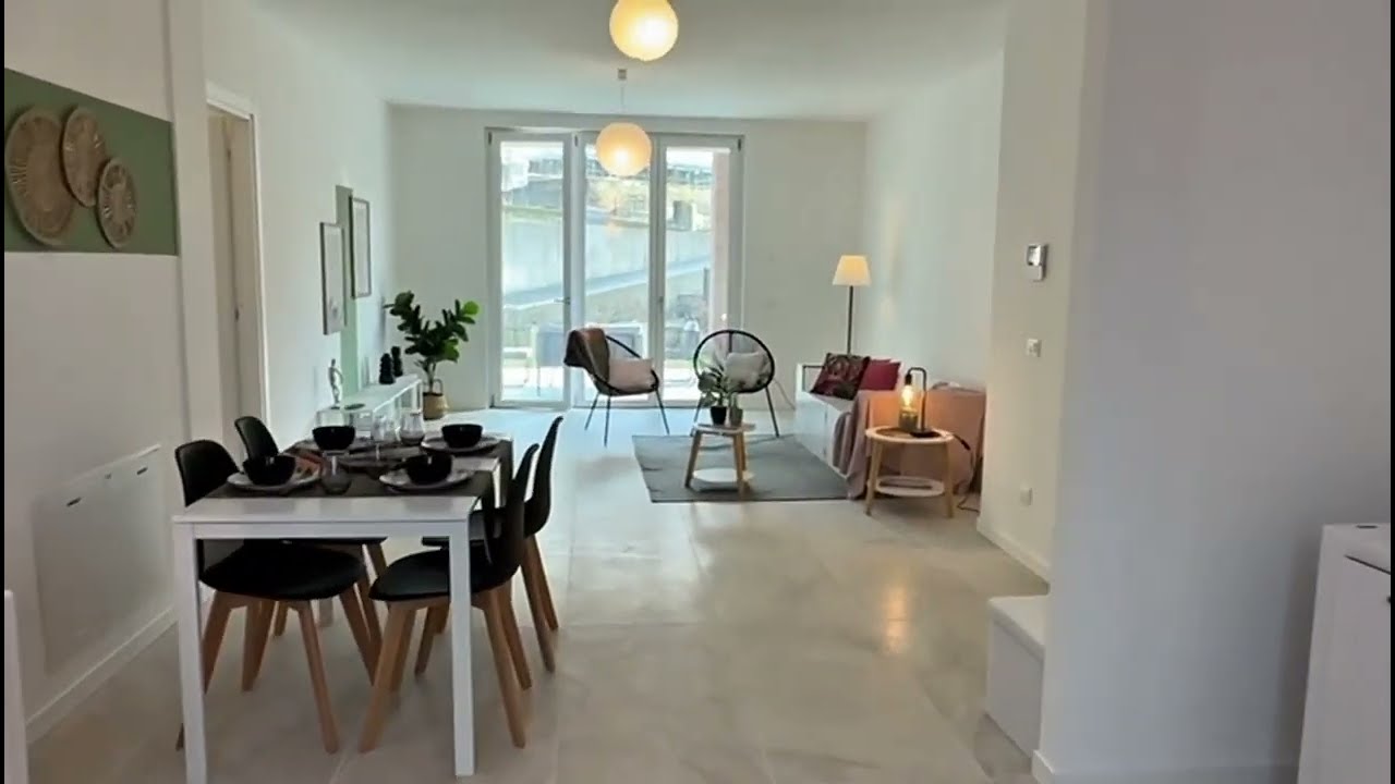 Nuovo trilocale con giardino privato, piscina 150mq e box 50mq