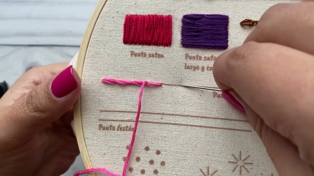 PUNTO TALLO // Bordado a mano