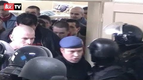 Dikić: Dajem vam reč da niko neće biti prebijen (DUŽA VERZIJA)