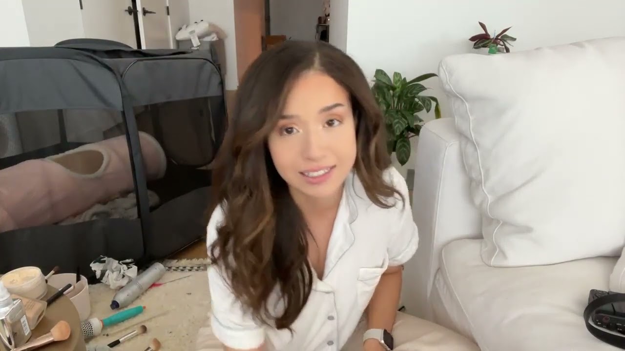 Italians Find Out Rich Is Dating Mia Malkova